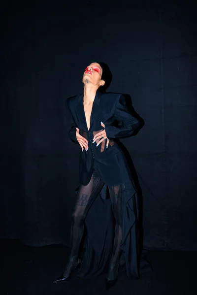 Look 4